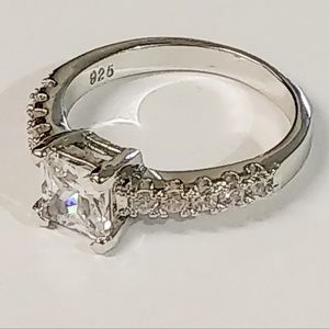 Gorgeous 925 Sterling Silver Ring AAAA Zircon